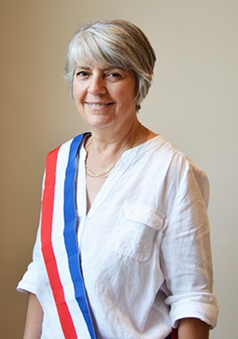 Mme Claudine Bounoir