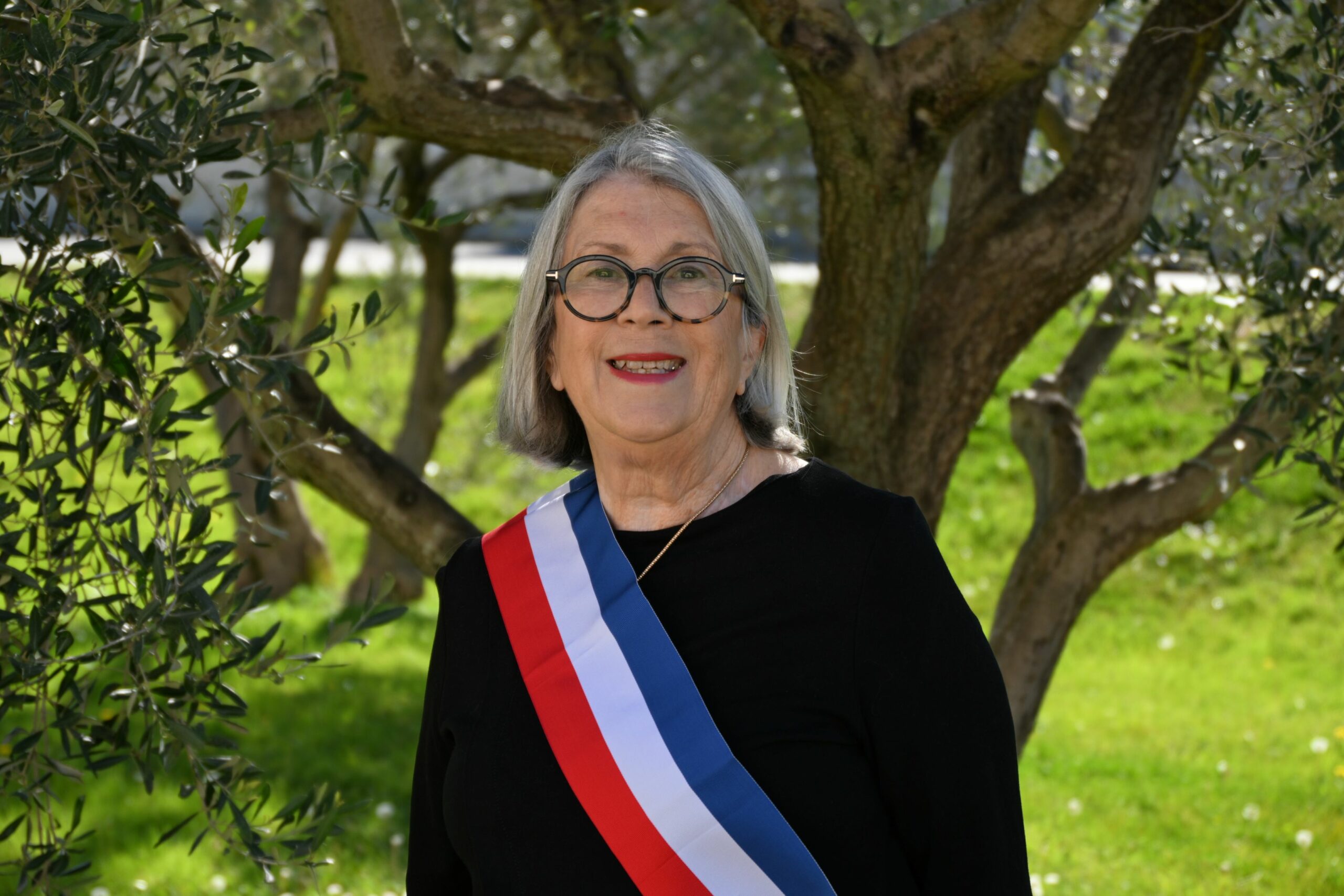 MME ANNIE STOYANOV