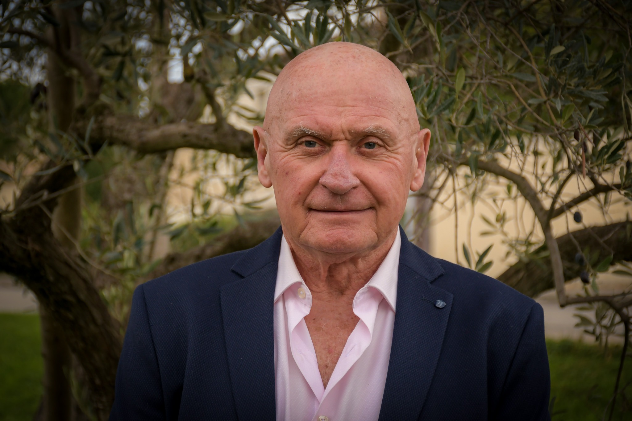 M. BERNARD MITTE